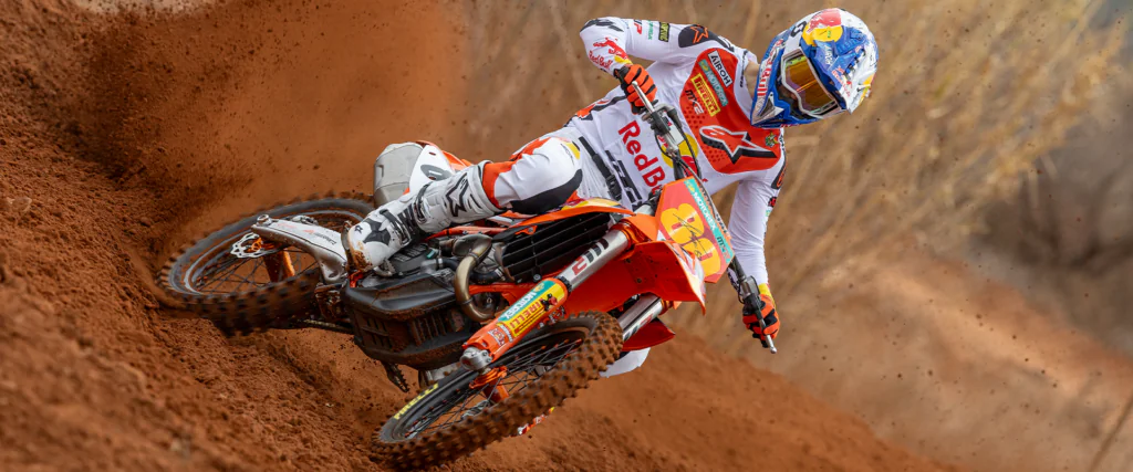 Look the part u2014 HARNESSING GRAVITY