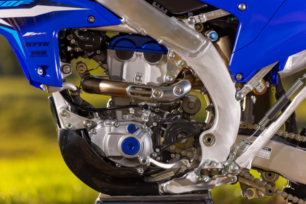 Mocny silnik typu YZ250F