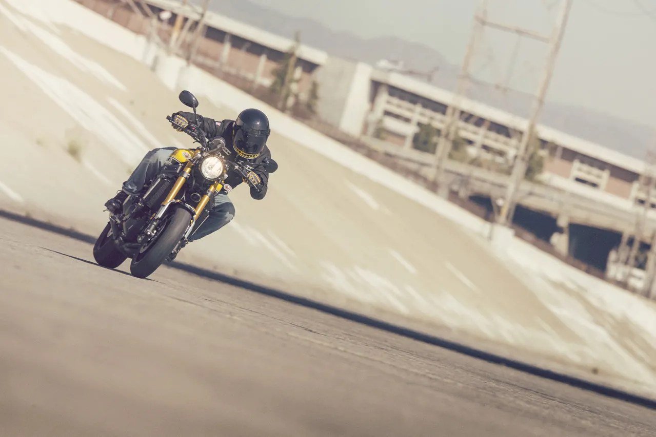 Premierowy pokaz Yamahy XSR900 już 14 kwietnia!