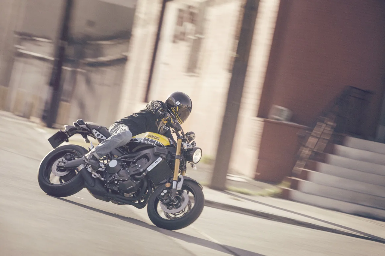 Premierowy pokaz Yamahy XSR900 już 14 kwietnia!