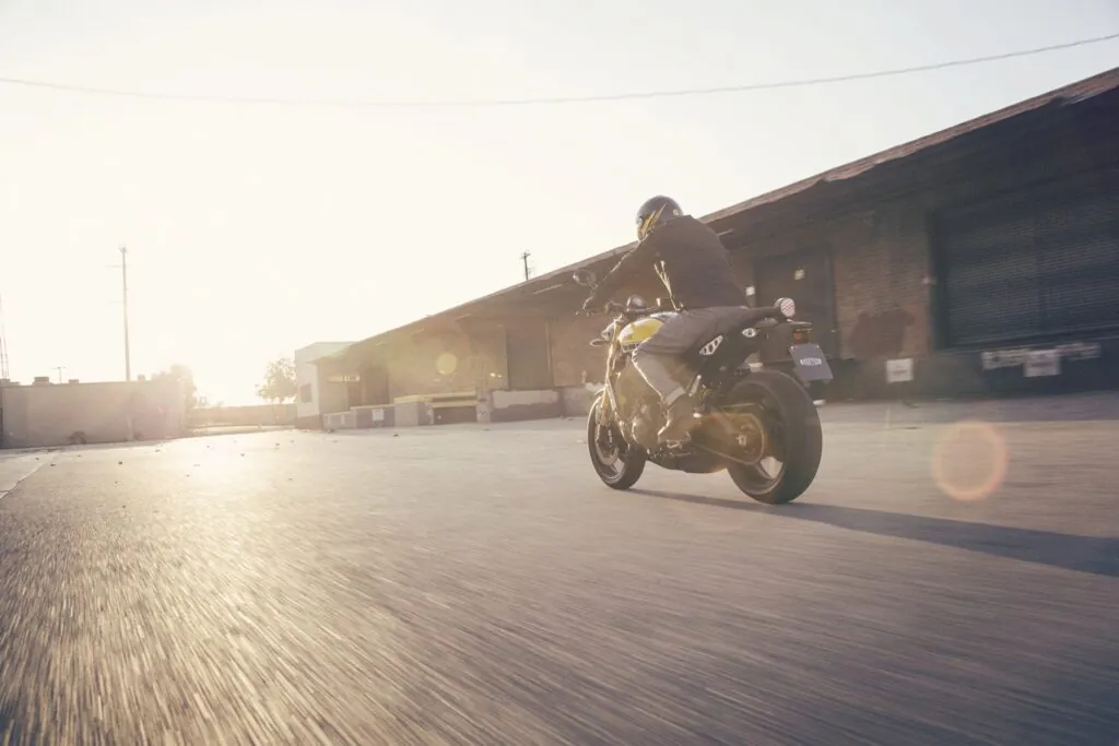 Premierowy pokaz Yamahy XSR900 już 14 kwietnia!